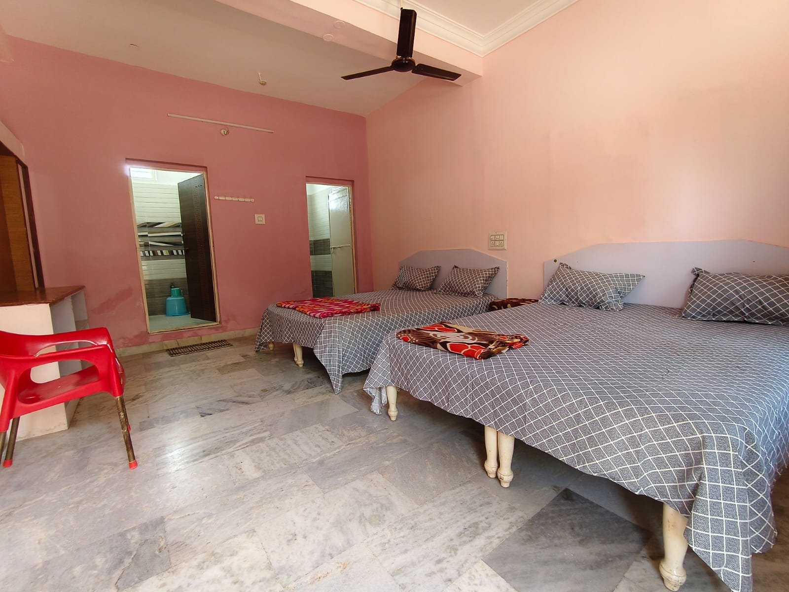 Kalpavruksha Lodge 4 bed room second floor with 2 washrooms
