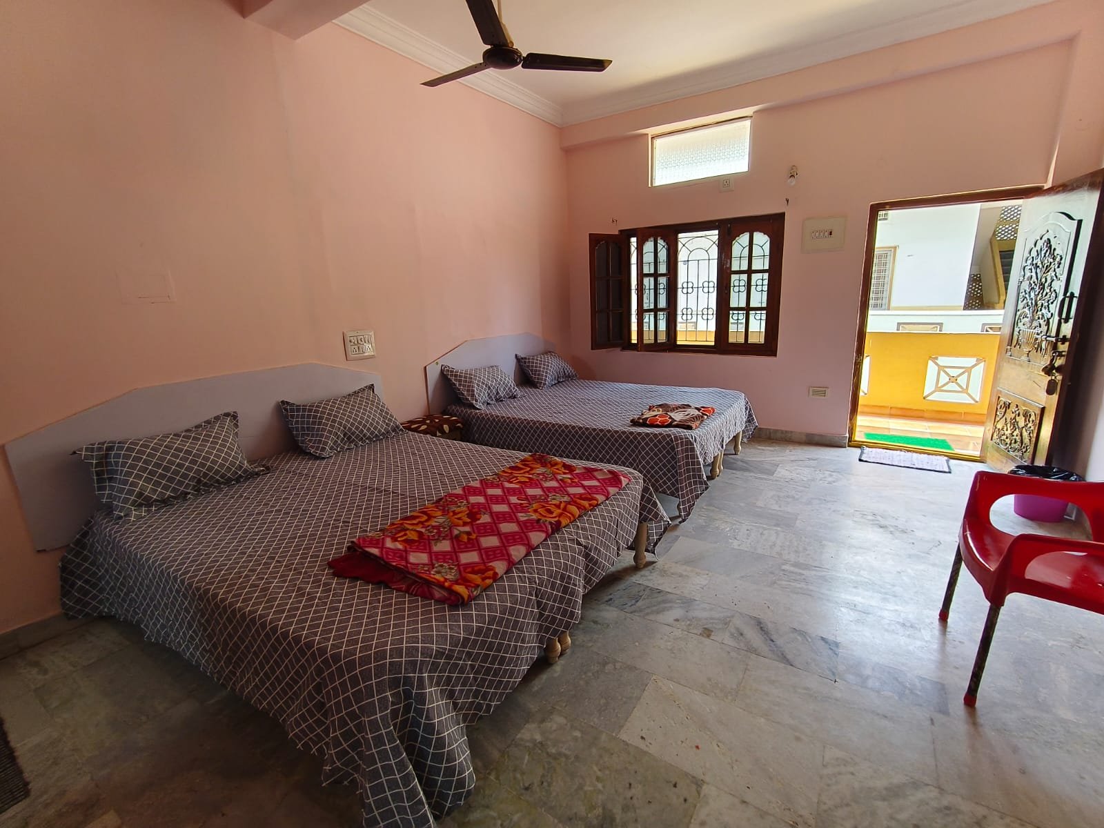 Kalpavruksha Lodge 4 bed room second floor with 2 washrooms