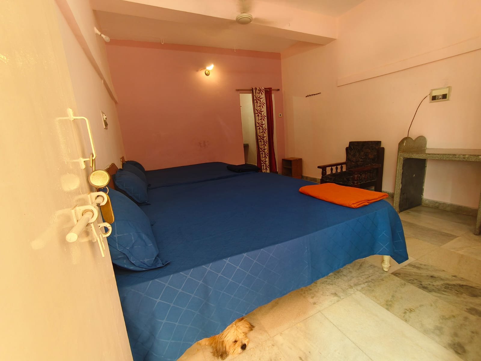 Kalpavruksha Lodge 4 bed room ground and first floor AC and Non-AC