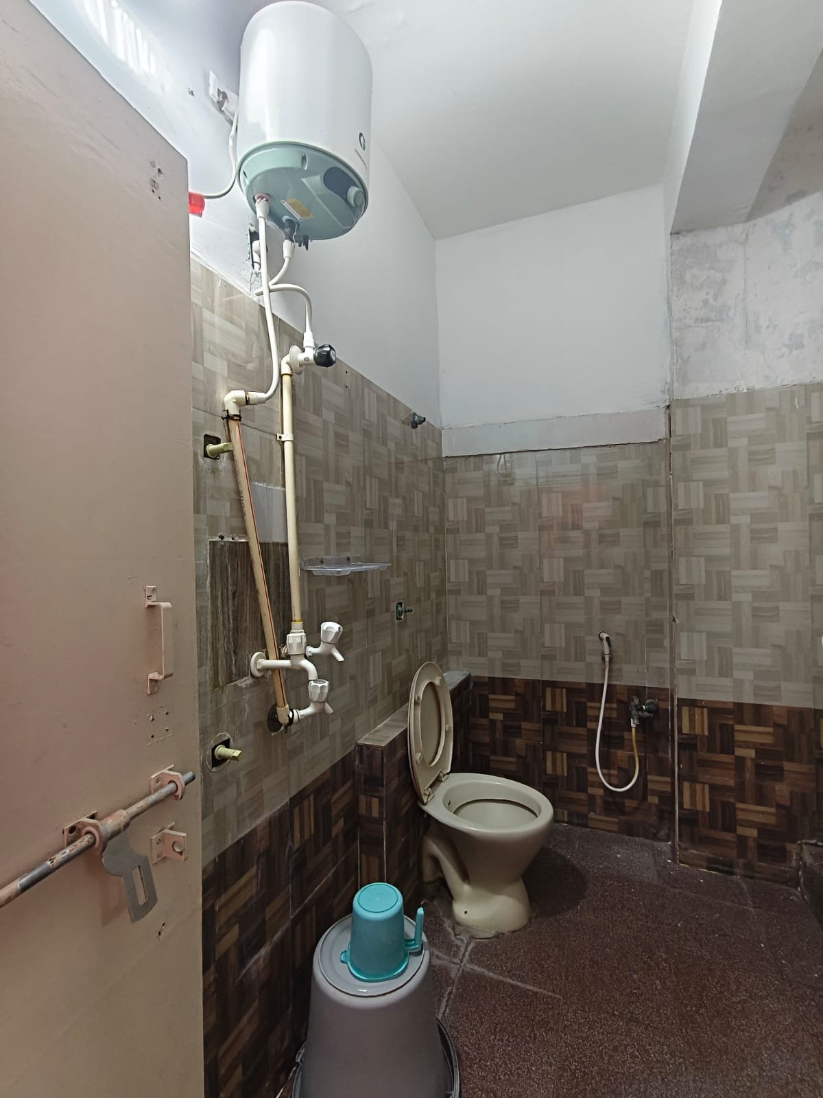 Kalpavruksha Lodge 4 bed room ground and first floor AC and Non-AC