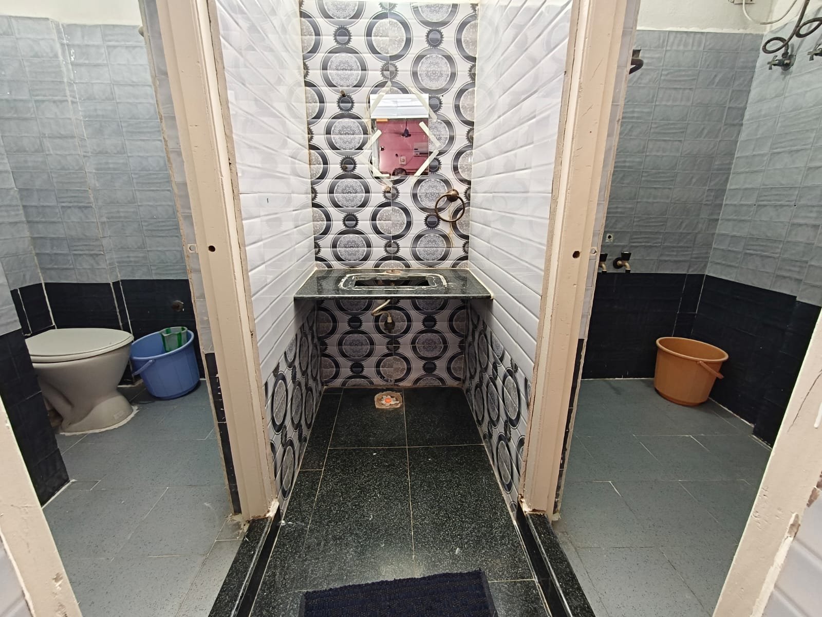 Kalpavruksha Lodge 4 bed room first floor with 2 washrooms